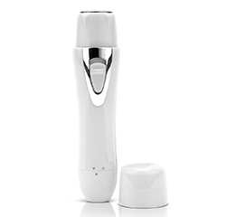AFEITADORA ELÉCTRICA DE VELLO FACIAL 4 EN 1 (Plateado) (USB) by Ketrina Beauty